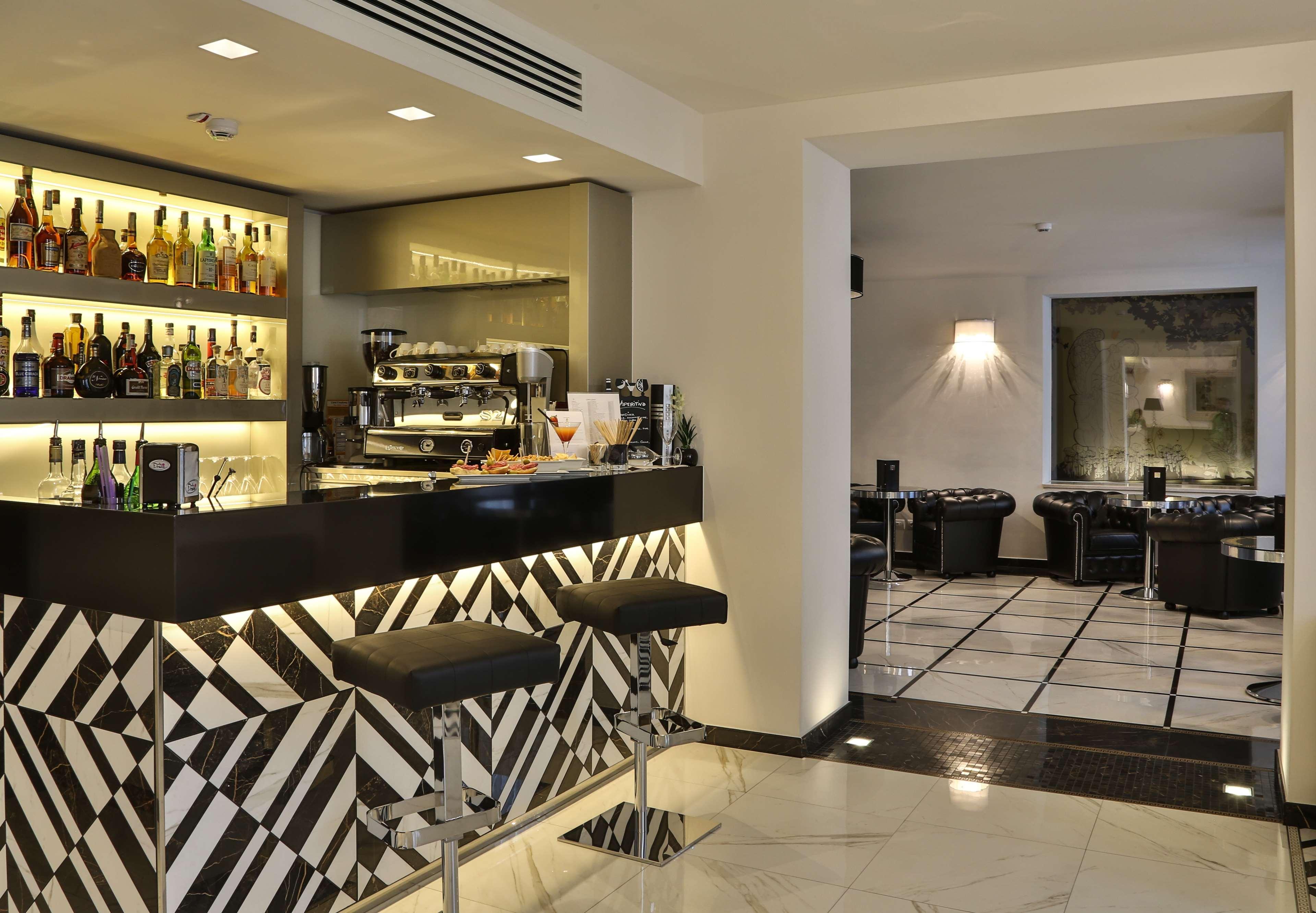 Hotel Western Premier Milano Palace 4*