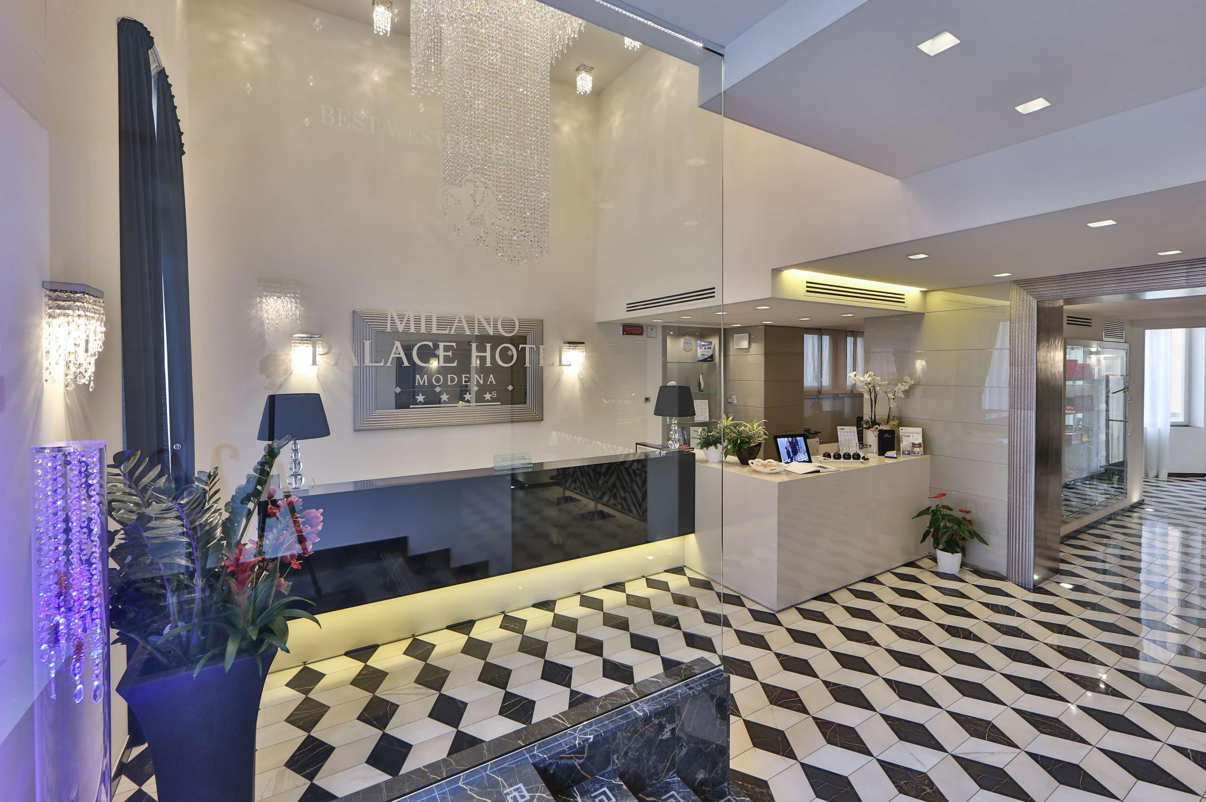 Western Premier Milano Palace Hotel 4*